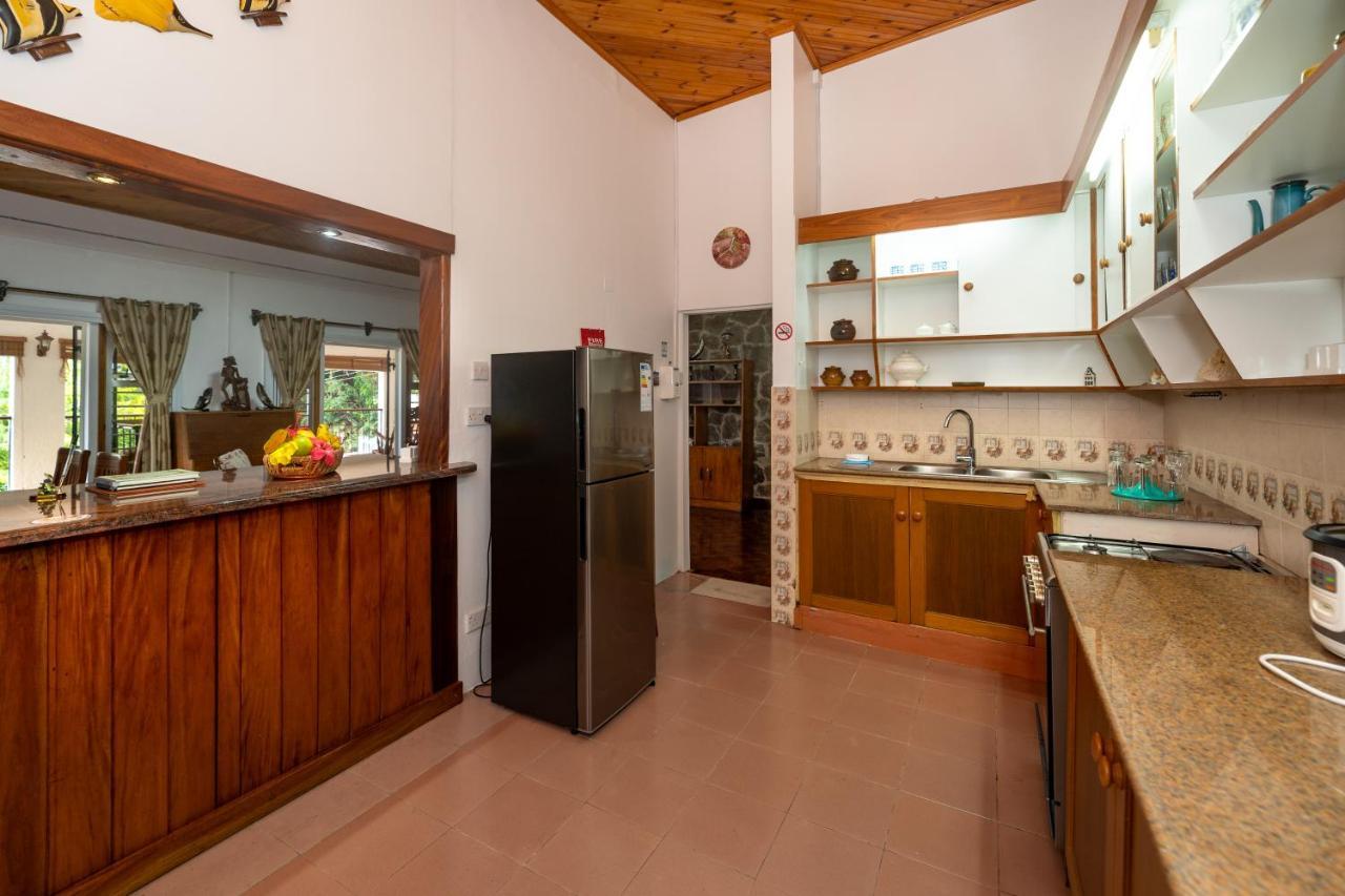 Janes' Serenity Guesthouse Anse a La Mouche Dış mekan fotoğraf