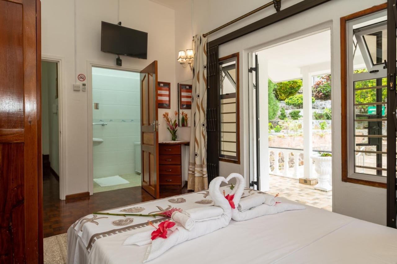 Janes' Serenity Guesthouse Anse a La Mouche Dış mekan fotoğraf