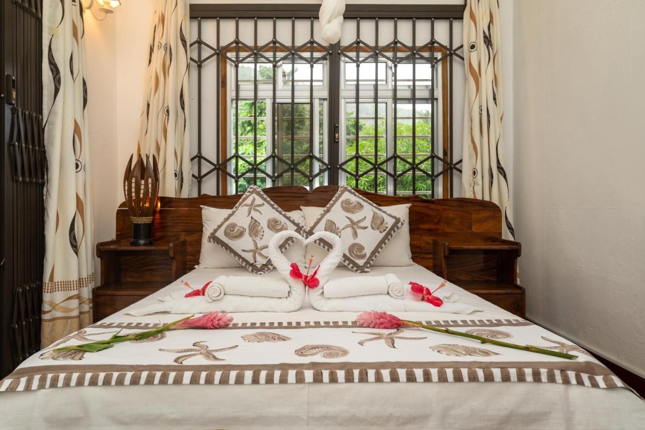 Janes' Serenity Guesthouse Anse a La Mouche Dış mekan fotoğraf
